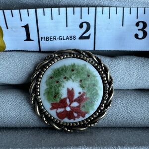 Christmas Wreath Brooch with Gold Accents
